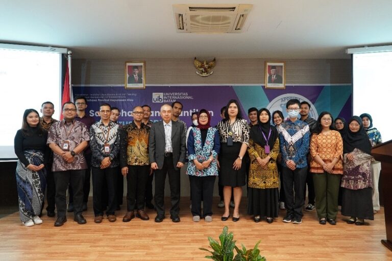 Sarasehan dan Pelantikan Lembaga Afiliasi Pengajar dan PegiatBahasa Indonesia bagi Penutur Asing (APPBIPA) Cabang Kepulauan Riau