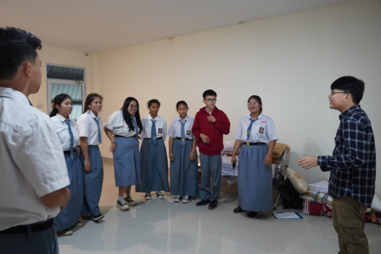 Pelatihan Persiapan UKK: Universitas Internasional Batam dan SMK Yos Anugerah