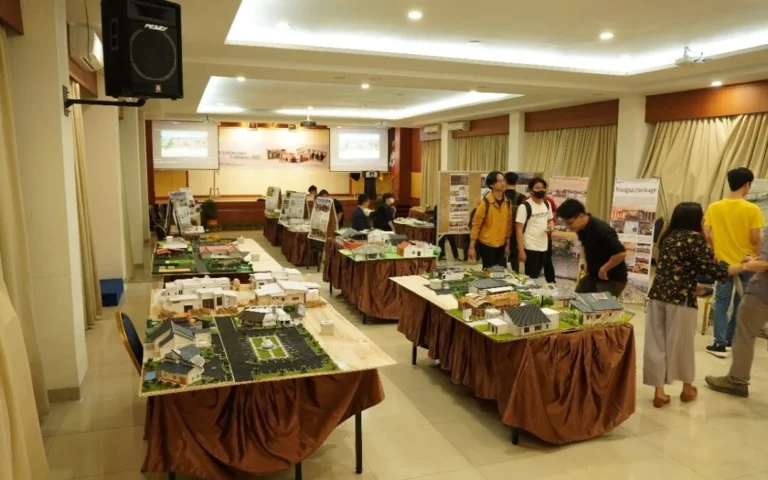 UIB ARCHITECTURE EXHIBITION 2023: PAMERAN KARYA TUGAS AKHIR Studio Desain Arsitektur 1, 3, 5 dan Perencanaan dan Perancangan Wilayah Pesisir