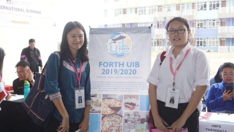 Bazar Ormawa HMPS Pariwisata Tahun 2019