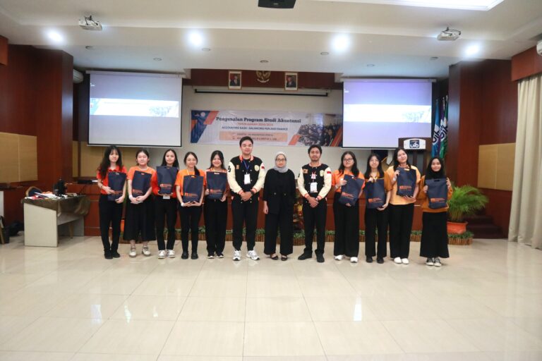 Program Studi Akuntansi UIB Menggelar Acara Pengenalan Program Studi Akuntansi untuk Tahun Akademik 2024/2025