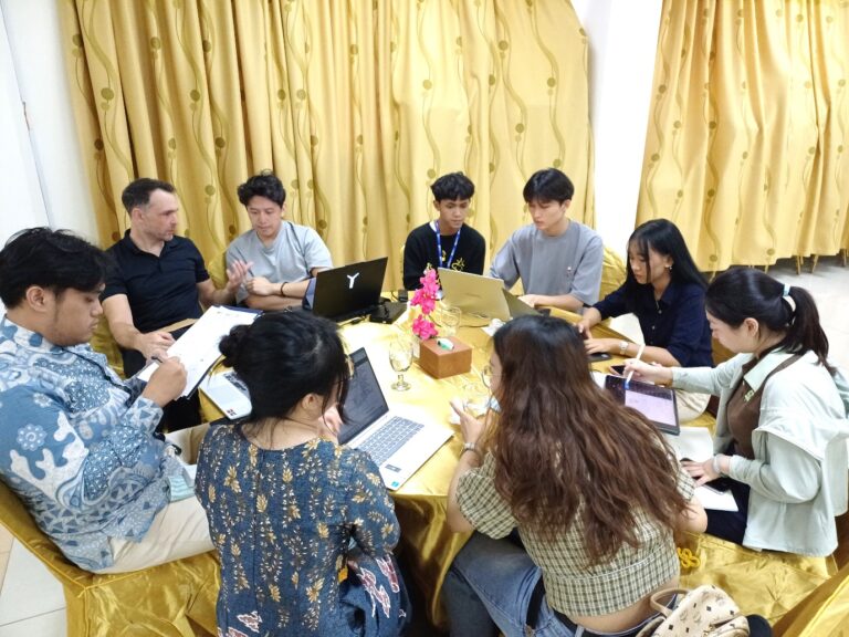 International Joint Research Studio UIB and NUS:  Problems of the Pasar Induk Jodoh Traditional Market and How to Improve Its Qualitiy