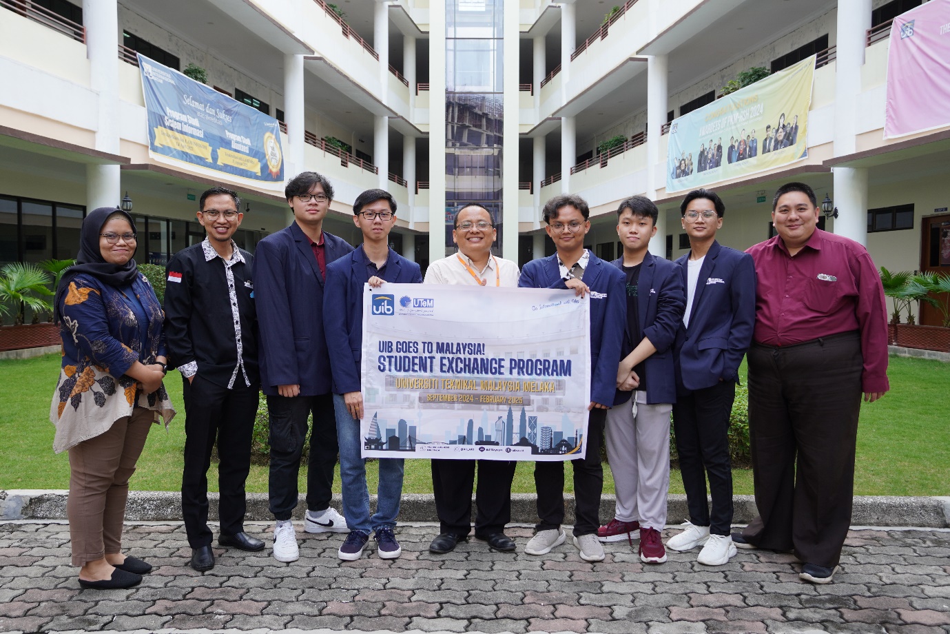 Farewell Event for Universitas Internasional Batam Students Embarking on Student Exchange to UTeM, Malaysia