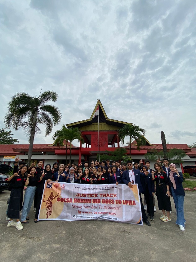 JUSTICE TRACK 2024  “BRING YOUR BEST TO BE SUCCESS” oleh Himpunan Mahasiswa Ilmu Hukum Comparative Law Student Association (COLSA)