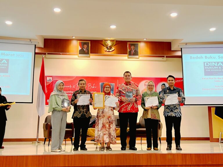 Keseruan Seminar dan Bedah Buku “Dinamika Hukum dan Teknologi Hak Kekayaan Intelektual”
