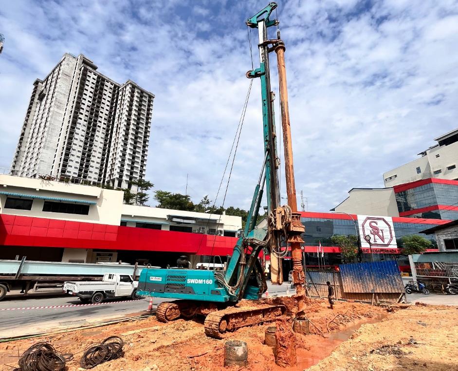 A construction site with a crane

Description automatically generated