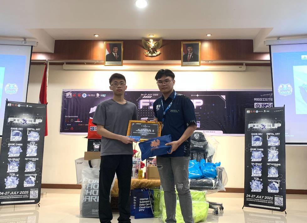 Two men holding a certificate

AI-generated content may be incorrect.
