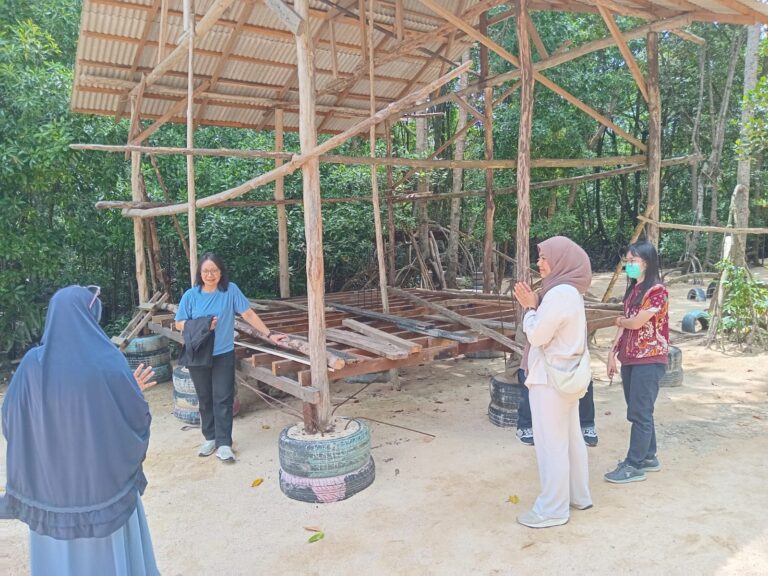 CEO SocioPreneurID Mengunjungi Desa Wisata Kampung Tua Bakau Serip, Kecamatan Nongsa, Kota Batam