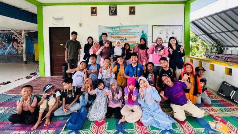 ELE for Community: Fun English Learning for Young Learners at Perumahan Taman Sari