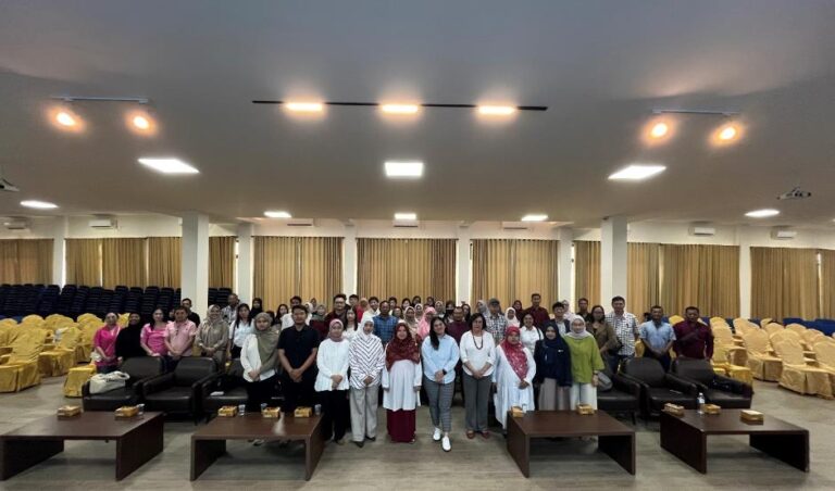 Prodi Akuntansi UIB Perkuat Kolaborasi dengan Orang Tua Lewat Kegiatan Parents Gathering Fakultas Bisnis dan Manajemen 2025