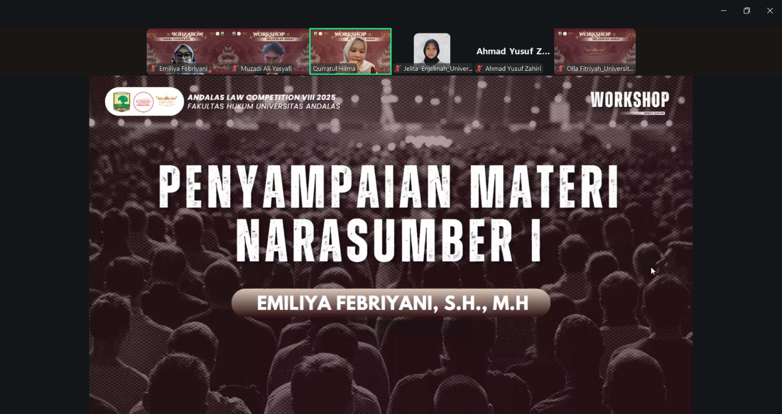 A group of people in a room
Description automatically generated