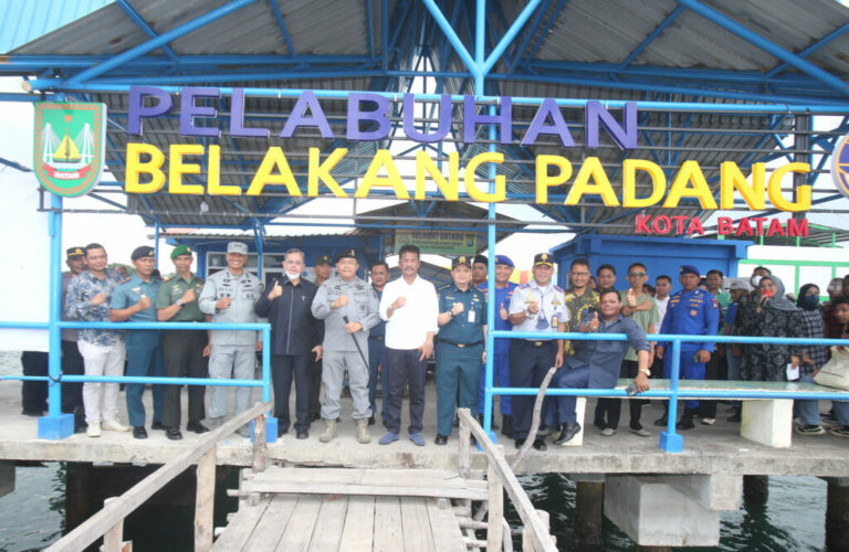 Resmikan Pelabuhan di Belakangpadang, Rudi Pastikan Pembangunan Infrastruktur Tidak Hanya di Pusat Kota - Media Center