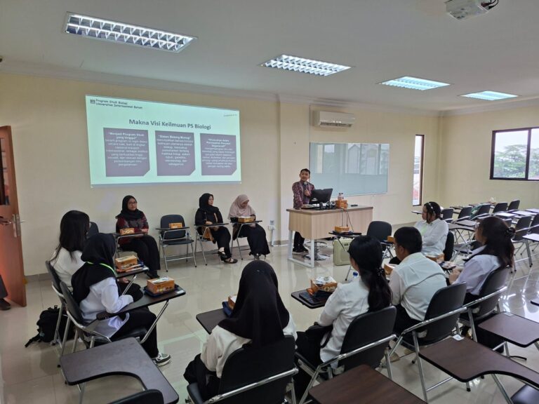 Pengenalan program studi biologi dan pemilihan calon ketua HMPS Biologi