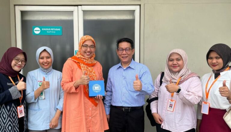 Benchmarking & Diskusi Profil Lulusan, Prodi Gizi UIB Kunjungi Instalasi Gizi Rumah Sakit Awal Bros Batam