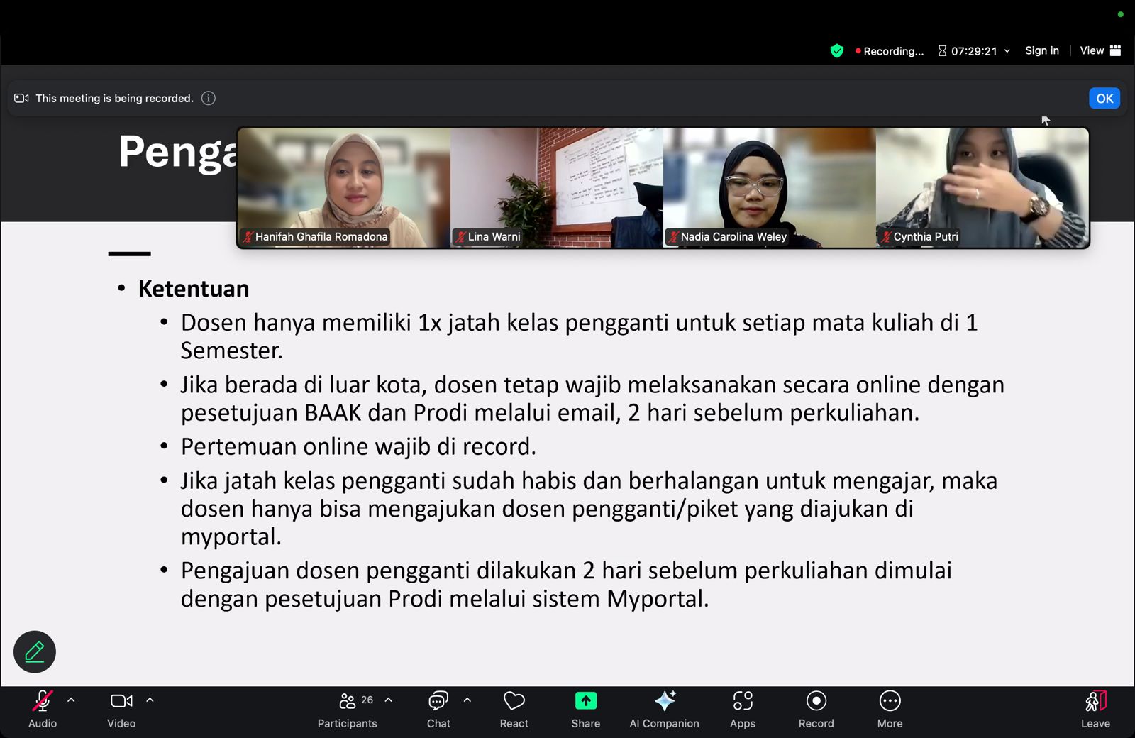 A screenshot of a video chat

Description automatically generated