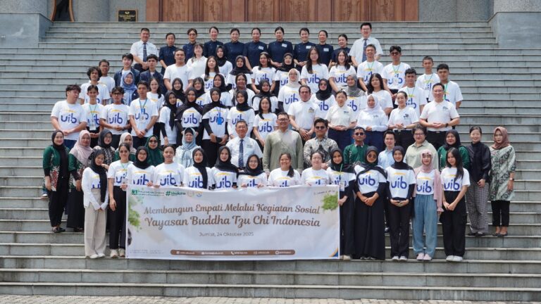 Meneladani Nilai Kemanusiaan: UIB Kunjungi Yayasan Buddha Tzu Chi Batam