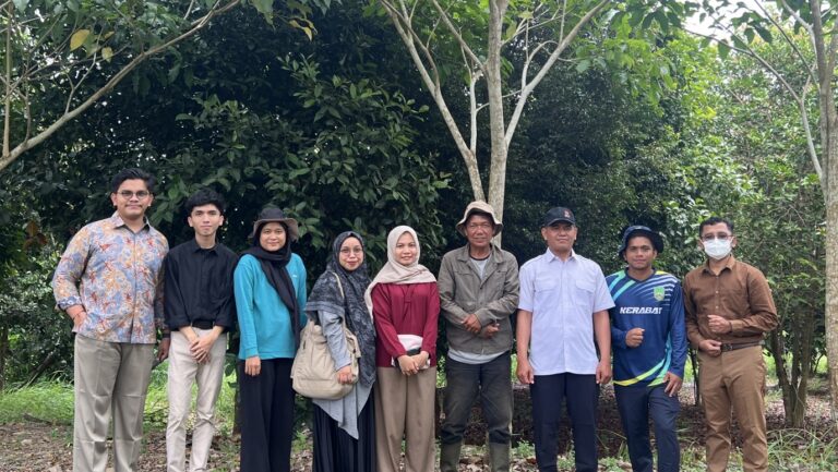 Program Studi Biologi UIB Lakukan Kunjungan ke Kebun Raya Batam untuk Persiapan Praktikum Lapangan