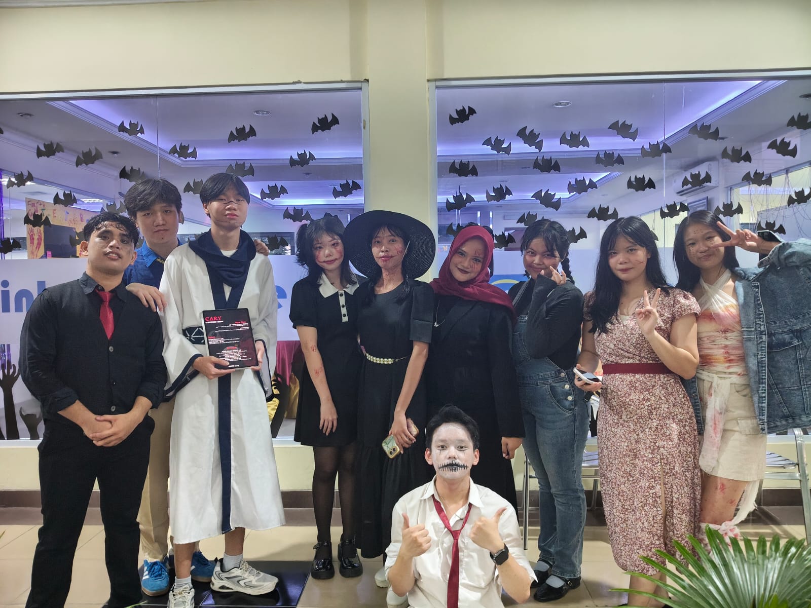 A group of people posing for a photo
AI-generated content may be incorrect.