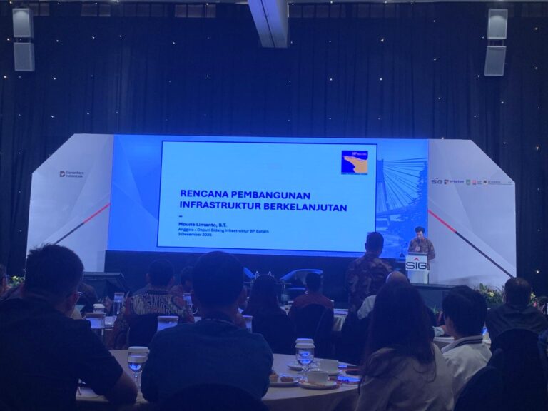 Arsitektur UIB Hadiri Seminar Nasional “Inovasi Material & Solusi Infrastruktur Batam” sebagai Upaya Penguatan Desain Berkelanjutan dan Peningkatan Wawasan Akademik mengenai Teknologi Konstruksi Terkini