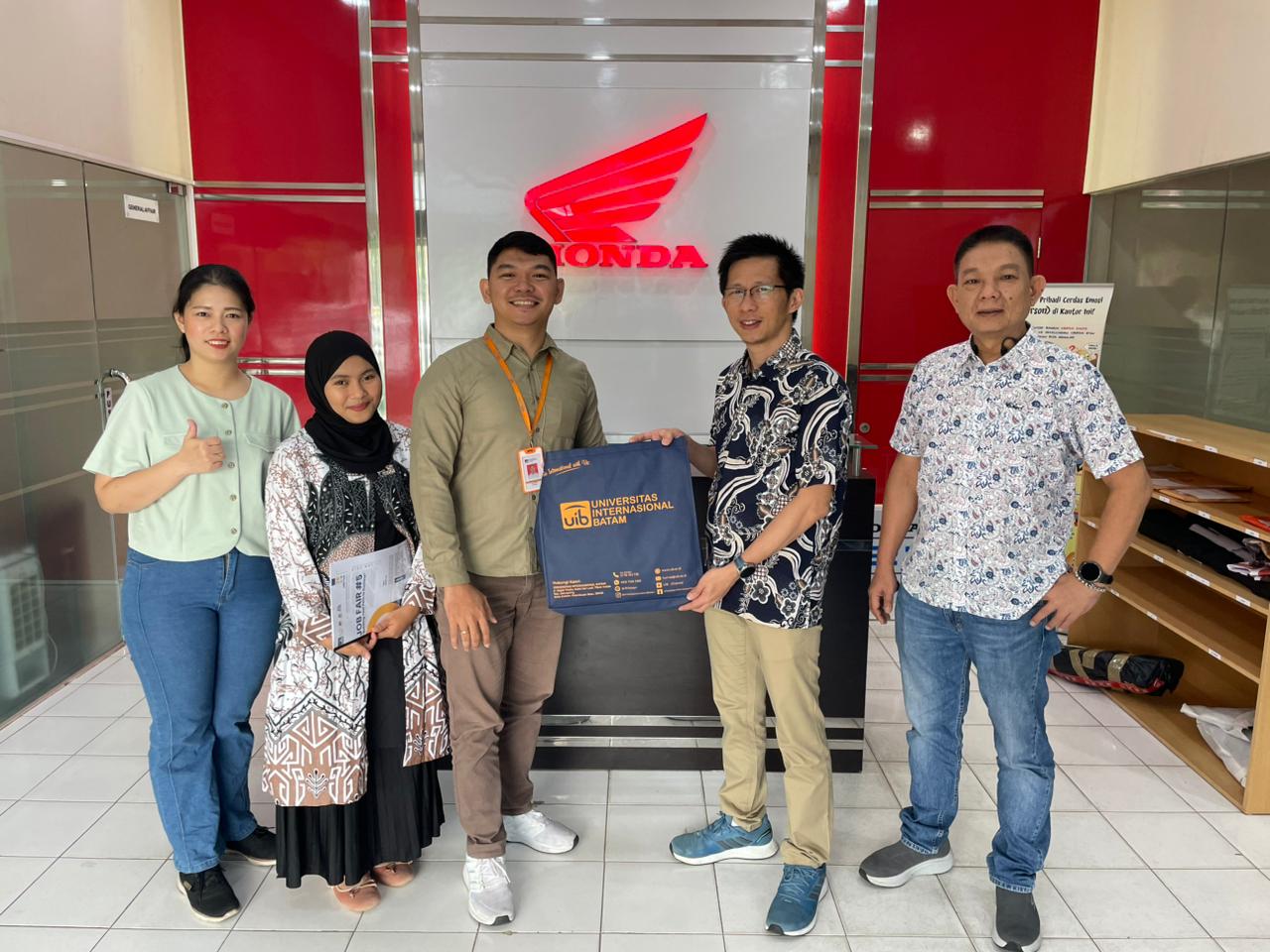 UIB Perkuat Jejaring Industri! Kunjungan Sapa Stakeholder ke PT Capella Damanik Buka Peluang Baru