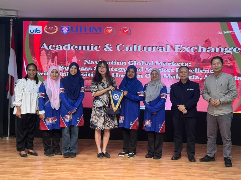 Academic & Cultural Exchange: Navigating Global Markets “Business Strategy and Market Excellence with Universiti Tun Hussein Onn Malaysia”