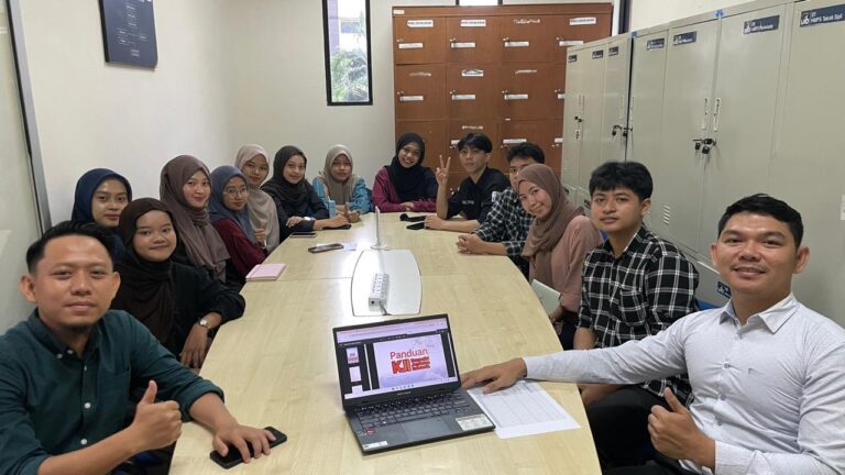Briefing Mahasiswa Teknik Sipil dan Arsitektur UIB Bersama Dosen dan Ketua BPKA dalam Persiapan Lomba KJI & KBGI