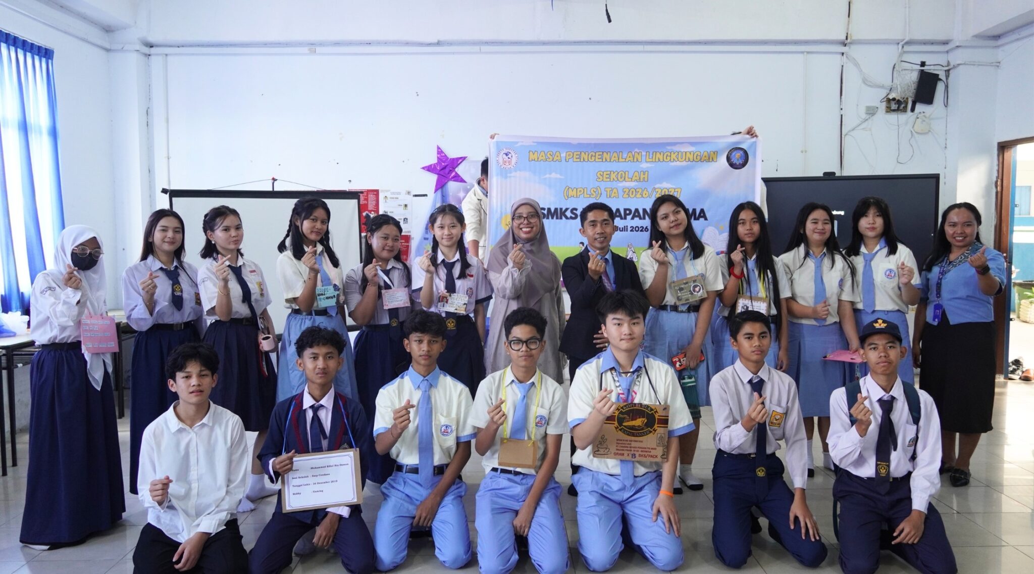 UIB Bekali Siswa SMA dan SMK Harapan Utama dengan Pendidikan Karakter dan Public Speaking
