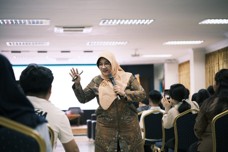 Kuliah Umum Perpajakan UIB Hadirkan Guru Besar UI, Perkuat Kompetensi Mahasiswa Akuntansi
